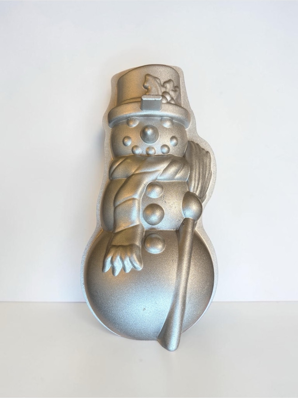 Nordic Ware Silver Snowman Cake Mold, 5 Cup Non-Stick Vintage